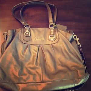Medium sized Coach bag